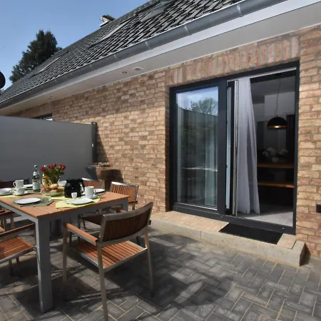 Rustic Retreat With Fireplace * Damshagen