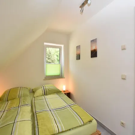 Rustic Retreat With Fireplace *