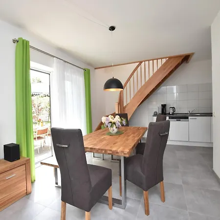 Rustic Retreat With Fireplace Damshagen