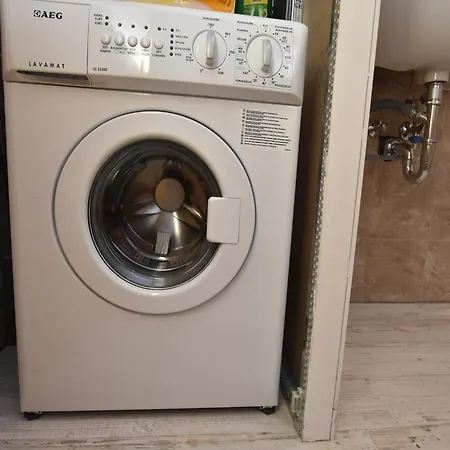 Rustic Retreat With Fireplace * Damshagen